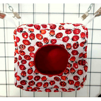 Couchage cube motif coccinelles