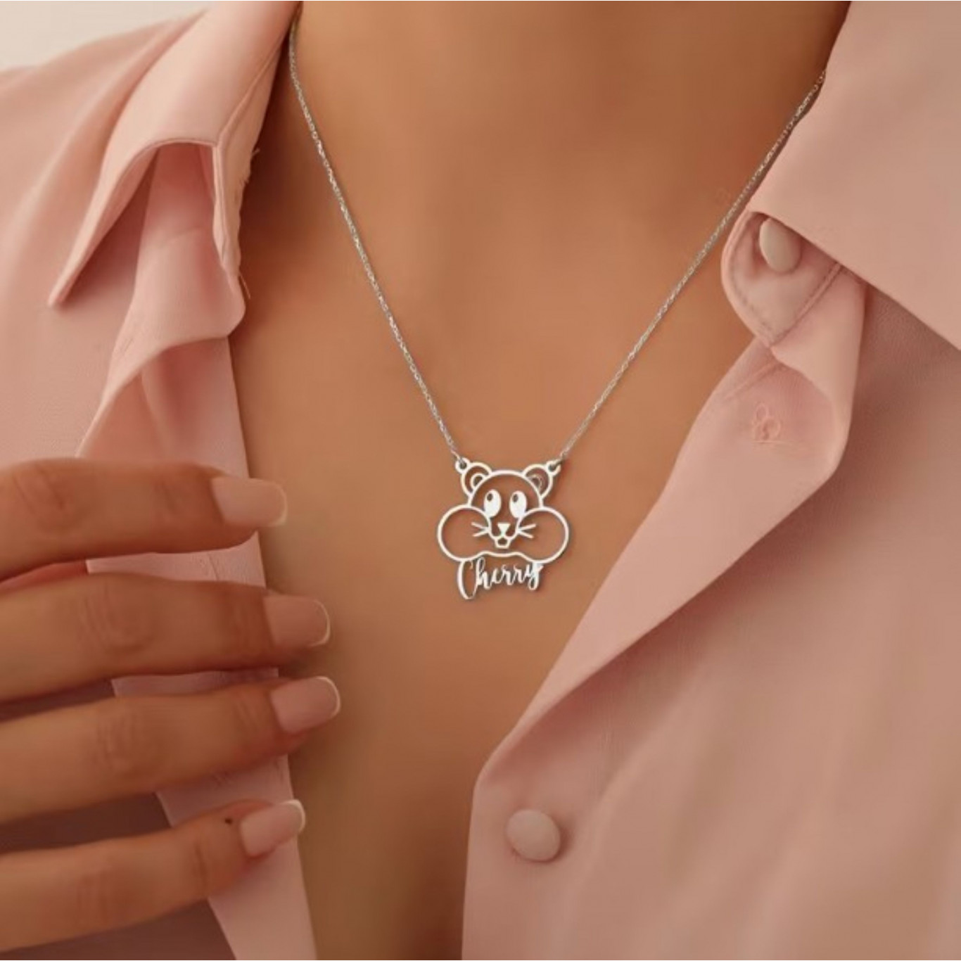 Pendentif motif hamster couleur argent